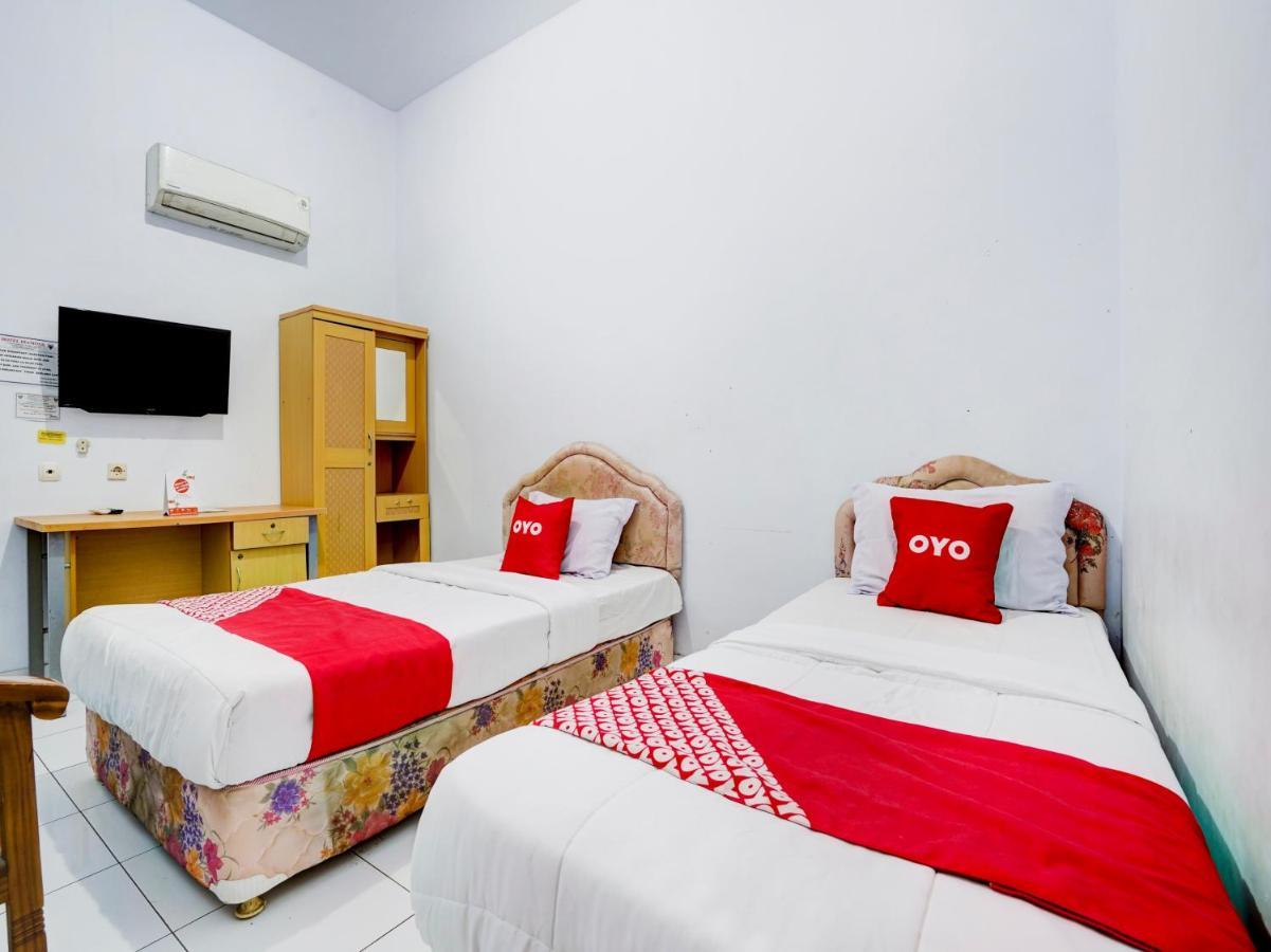 Super Oyo 90118 Hotel Diamond Syariah Subang Exterior foto