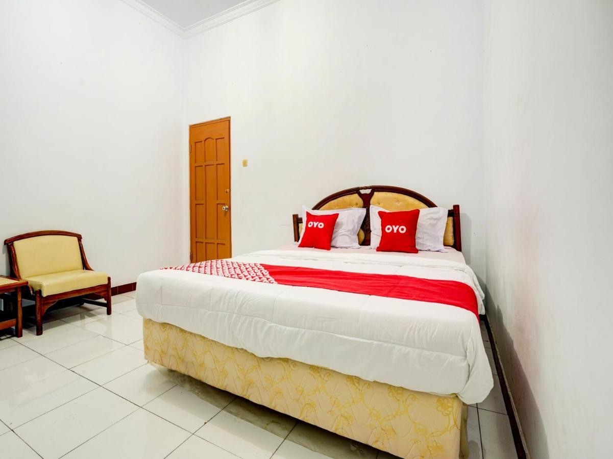 Super Oyo 90118 Hotel Diamond Syariah Subang Exterior foto